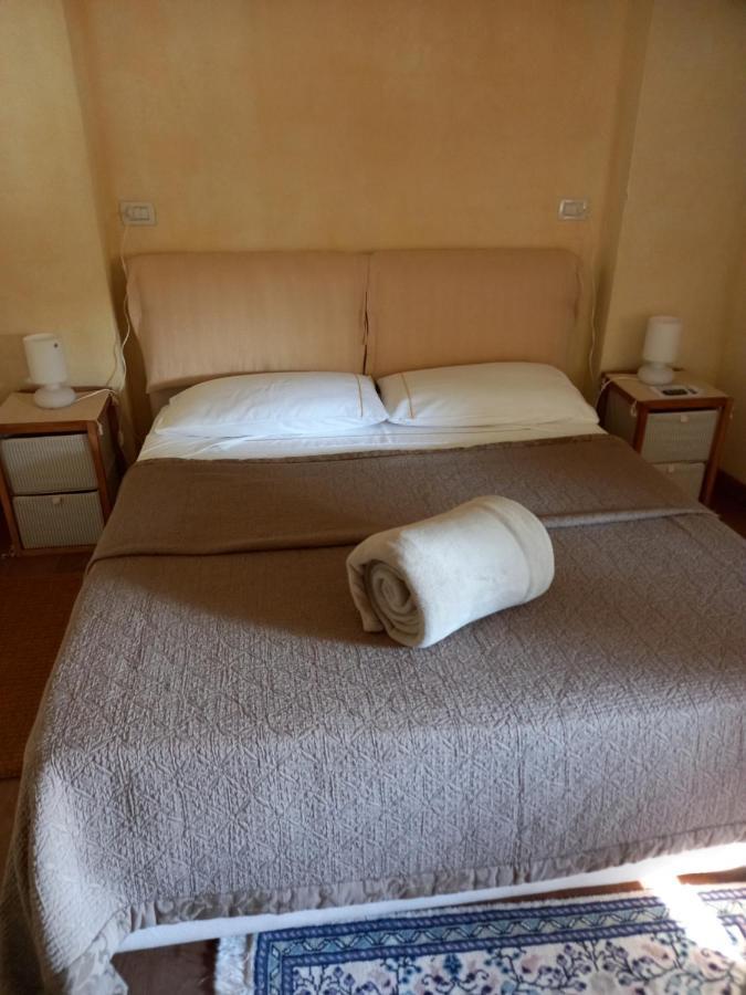 L'Oleandro Sul Lago D'Iseo B&B スルツァーノ エクステリア 写真