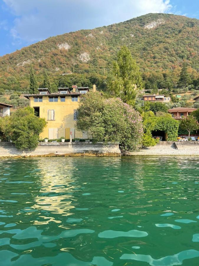 L'Oleandro Sul Lago D'Iseo B&B スルツァーノ エクステリア 写真