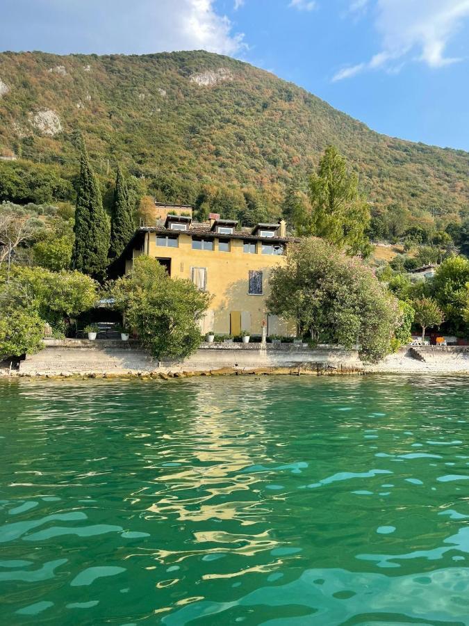 L'Oleandro Sul Lago D'Iseo B&B スルツァーノ エクステリア 写真