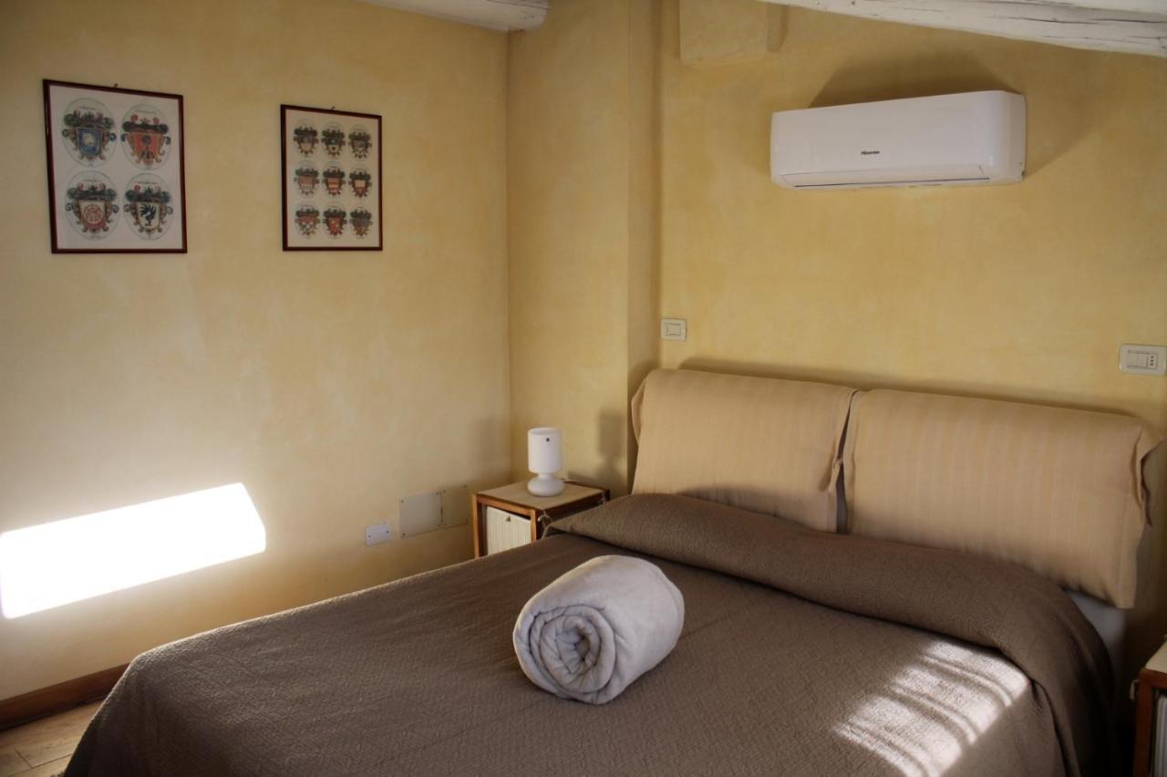 L'Oleandro Sul Lago D'Iseo B&B スルツァーノ エクステリア 写真